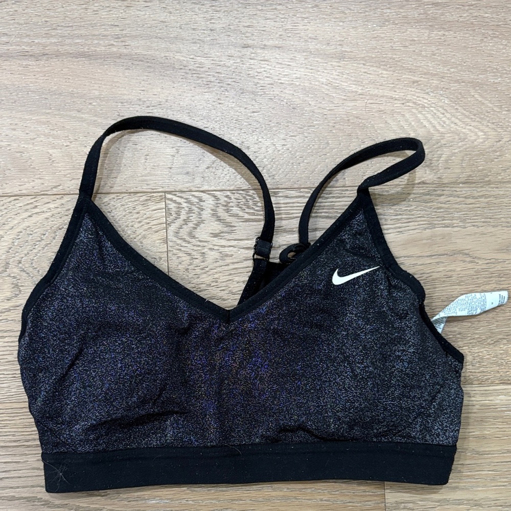 Nike Women's Black and White Sports Bra size Medium